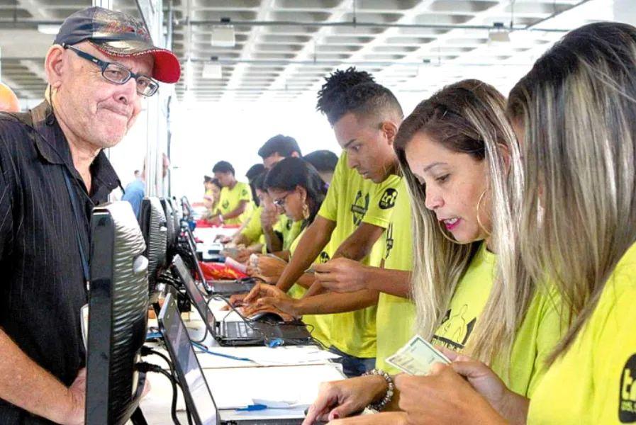 melhor site de replicas de tenis