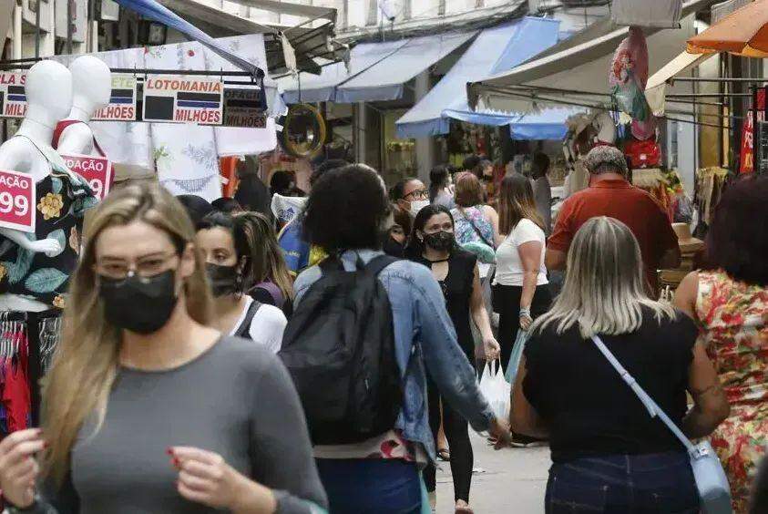 Rafinha Encaminha Negociacao Com O Olympiacos E Deve Deixar O Flamengo