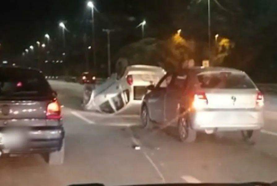 Neymar volta ao PSG para Supercopa da França após um mês