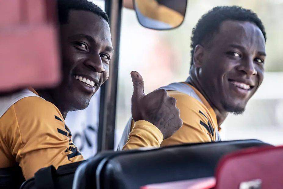 Atualmente, o limite maximo do calado no Porto e homologado pela Diretoria de Hidrografia e Navegacao Atualmente, o limite maximo do calado no Porto e homologado pela Diretoria de Hidrografia e Navegacao