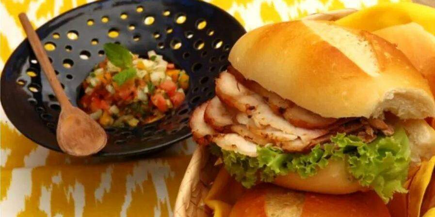 O sanduíche de pernil é ótima pedida para comemorar o Dia do Sanduíche