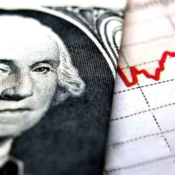 Dólar cai a R$ 4,71 com IPCA sugerindo alta maior da selic e fluxo positivo