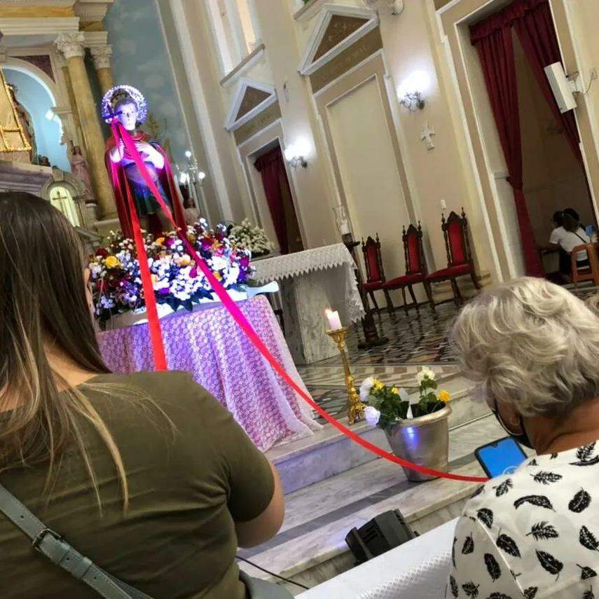 Devotos foram celebrar o Dia de Santo Exedito, agradecendo e pedindo por suas vidas