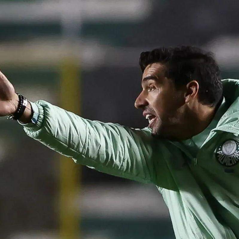 Abel Ferreira comemora vitória do Palmeiras e cita maratona de jogos