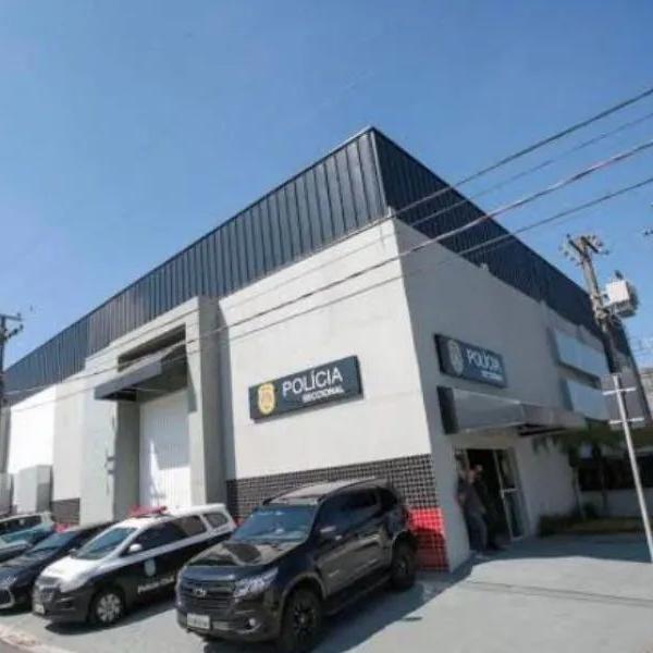 Policiais civis da Delegacia de Investigações Gerais de Praia Grande efetuaram a prisão da mulher