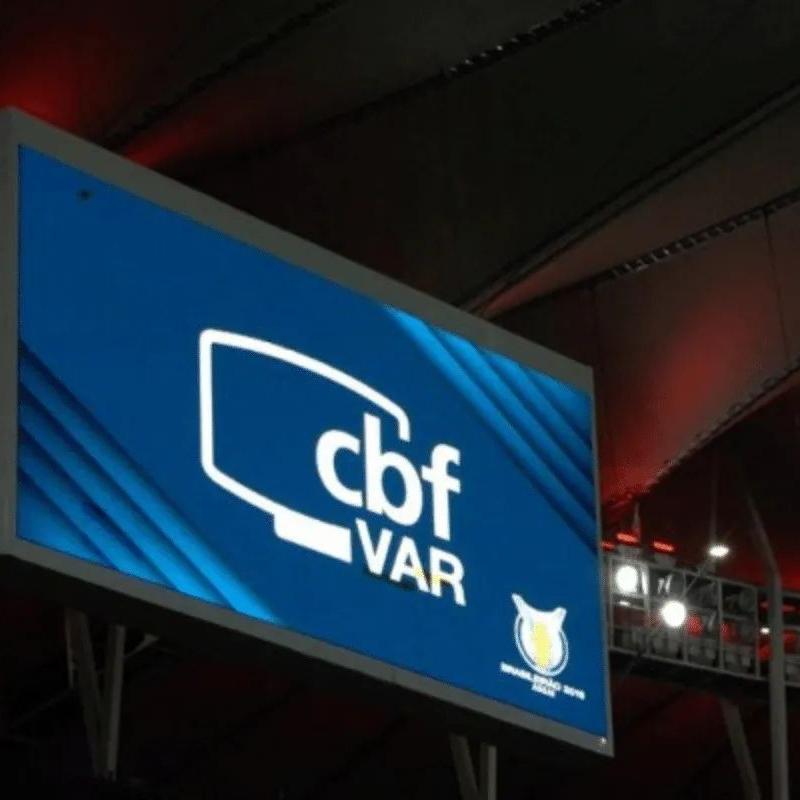 CBF anuncia mudanças no VAR e na preparação dos árbitros