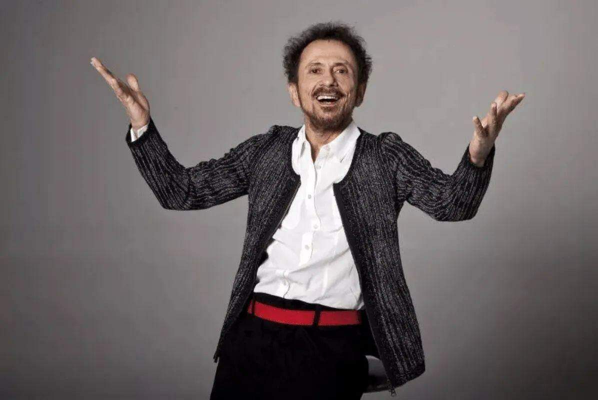 Sábado, Tom Zé apresenta Buraco da Fechadura, que passeia por diferentes momentos de sua trajetória