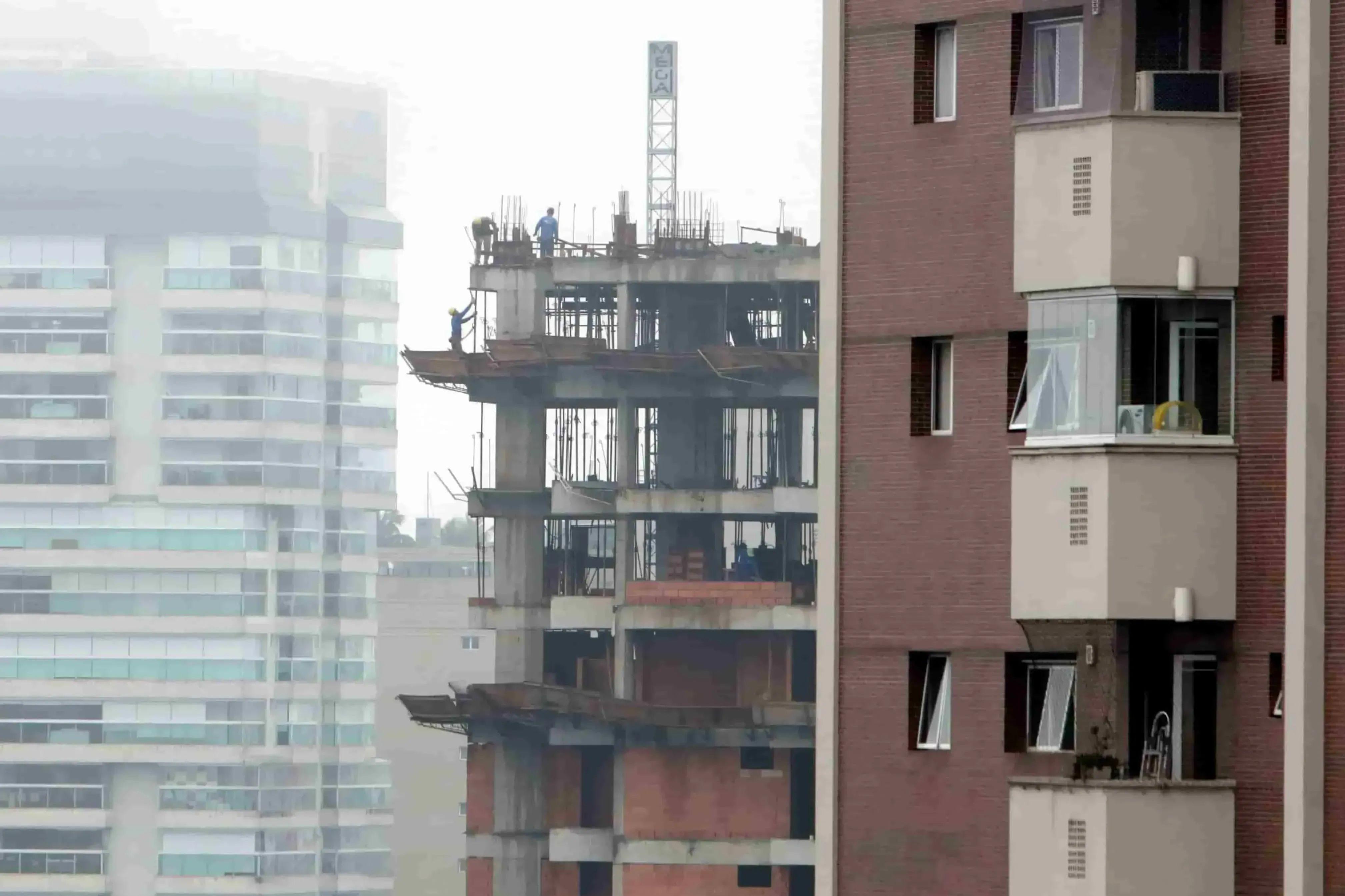 Durante a pandemia, 16% das novas vagas de emprego foram abertas na construção civil