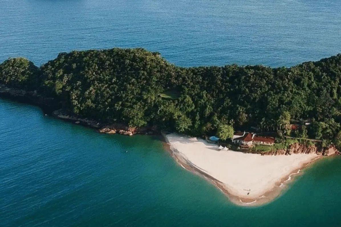 Ilha da Almada, em Ubatuba