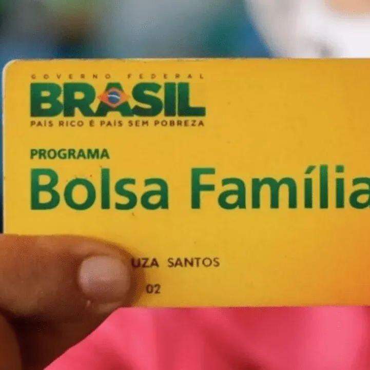 No modelo tradicional do Bolsa Família, o pagamento ocorre nos últimos dez dias úteis de cada mês