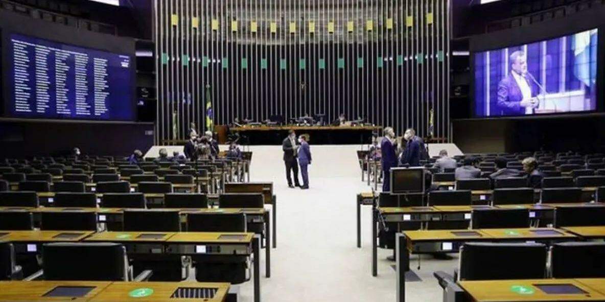 Importante destacar que penas maiores alteram profundamente a dinâmica do processo penal e da execução da pena