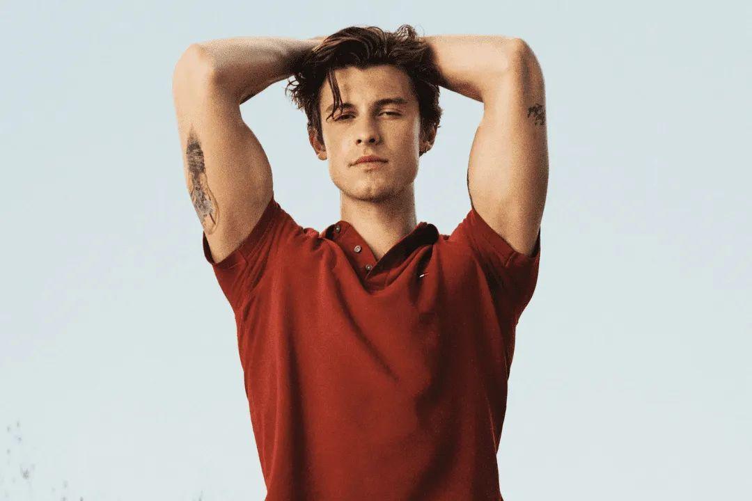 Aos 27 anos de idade, Shawn Mendes está aproveitando mais uma viagem ao Brasil