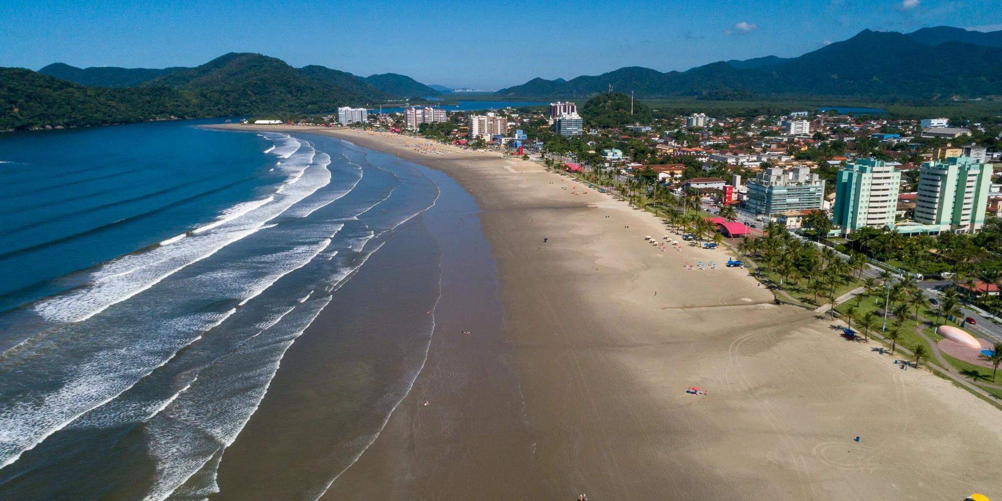 De acordo com a Administração Municipal, os participantes apresentaram sugestões e reflexões sobre temas como a organização da faixa de areia