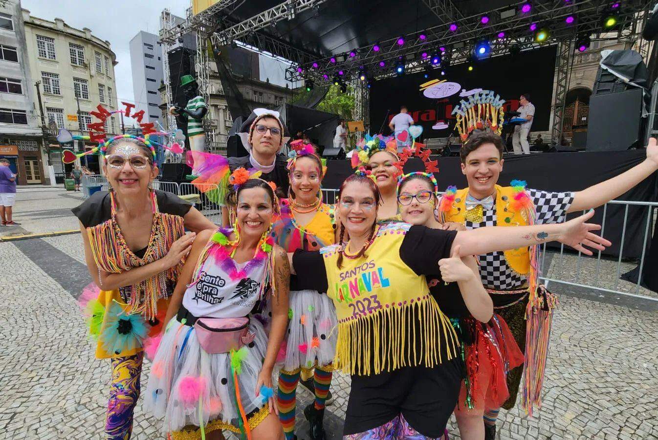 Público aproveitou que chuva deu trégua para brincar o Carnaval