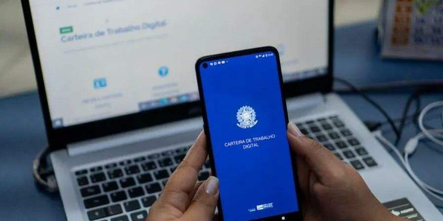 Estoque de empregos formais no Brasil sobe 5% em 2025, a 59,971 milhões