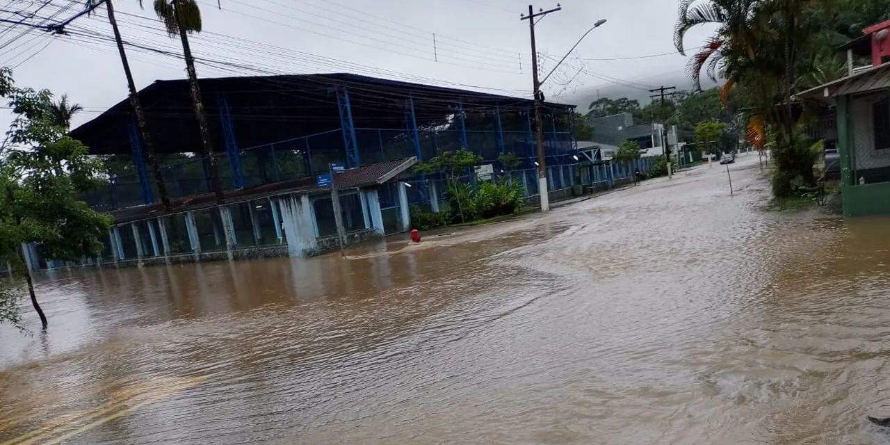 Um objetivo, por meio de um sobrevoo no qual seriam feitas fotos do território, é identificar as diferenças na topografia (superfície) do Município