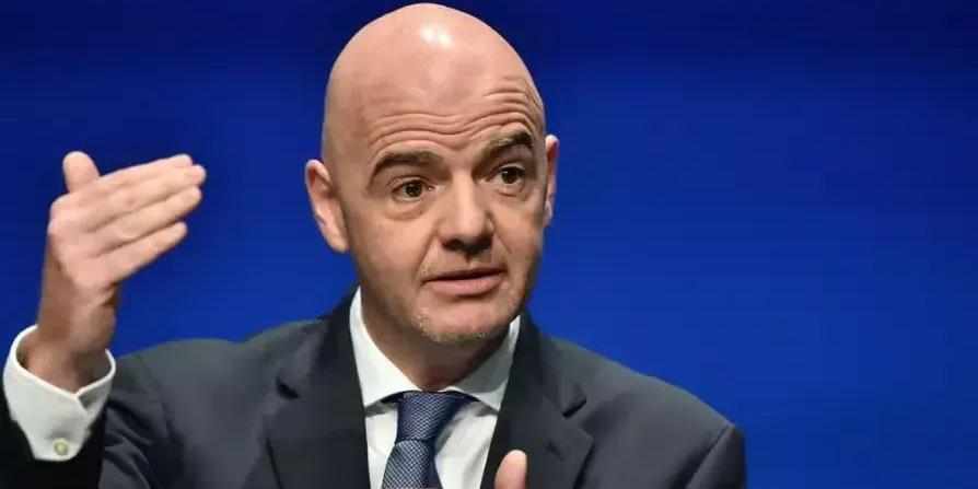 O presidente da Fifa, Gianni Infantino, participou da reunião inaugural do Conselho da Paz