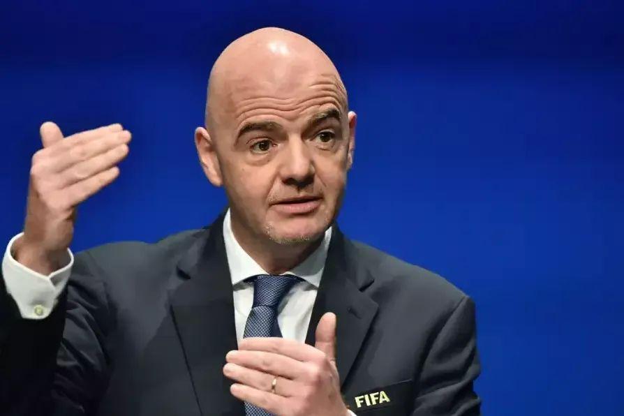 O presidente da Fifa, Gianni Infantino, participou da reunião inaugural do Conselho da Paz