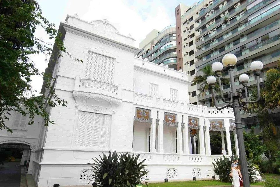 Final de semana musical, voltado ao bem-estar e a literatura tomam conta da Pinacoteca Benedicto Calixto neste fim de semana