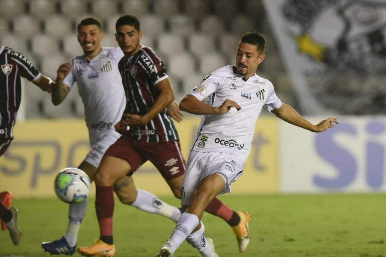 Jean Mota marcou o gol do Santos no empate