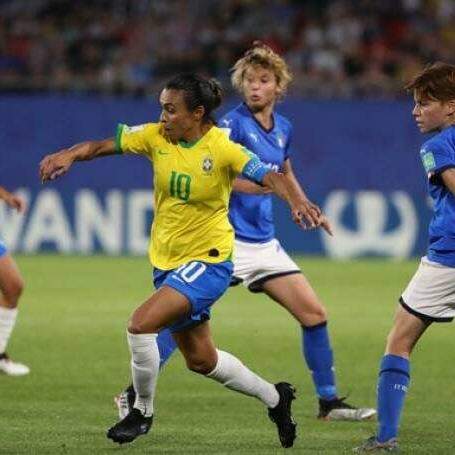 A condição de maior artilheira de Copas do Mundo de toda a história só torna Marta ainda mais ícone