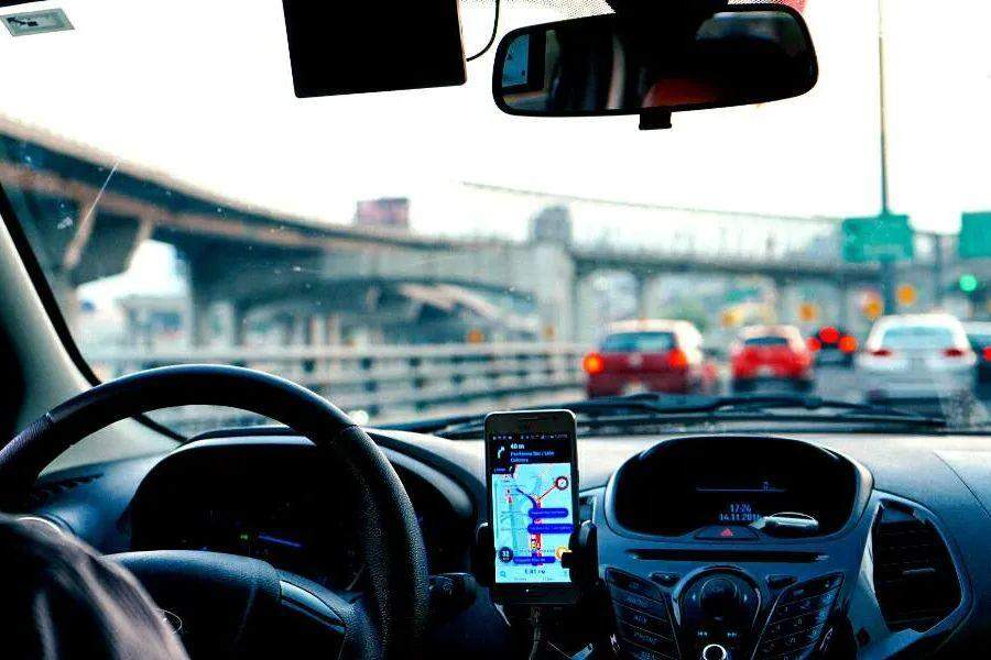    Além de motorista de carro de passeio, há várias outras oportunidades    