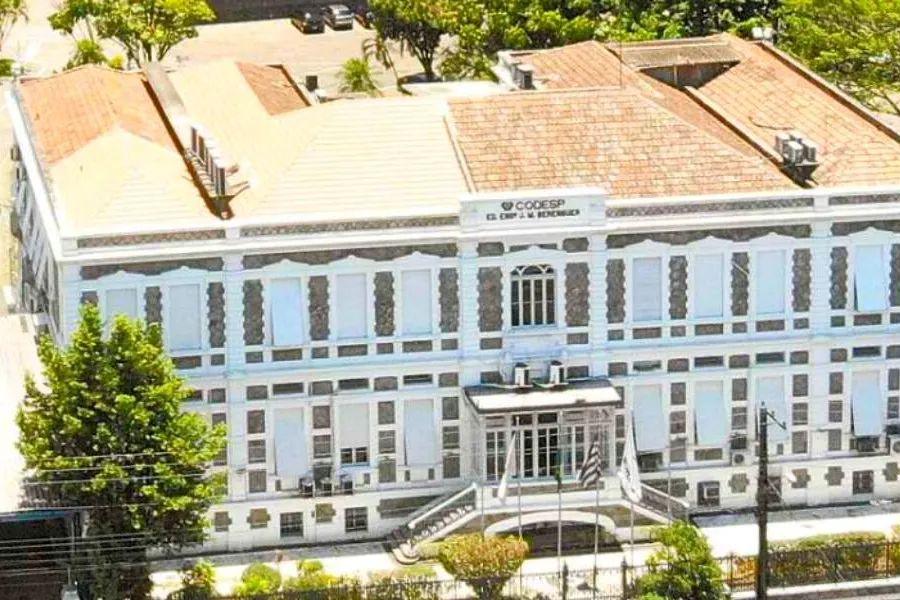 Lucro de R$ 1 bi vira obras e melhorias no Porto