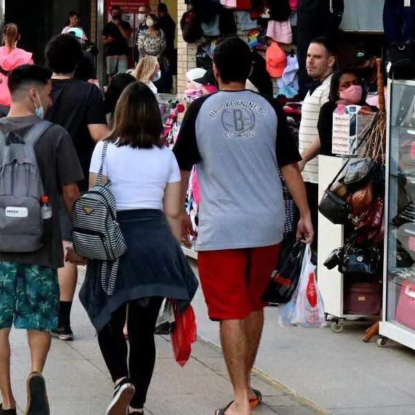 Dia Livre de Impostos promete descontos de até 70% em lojas de todo o Brasil