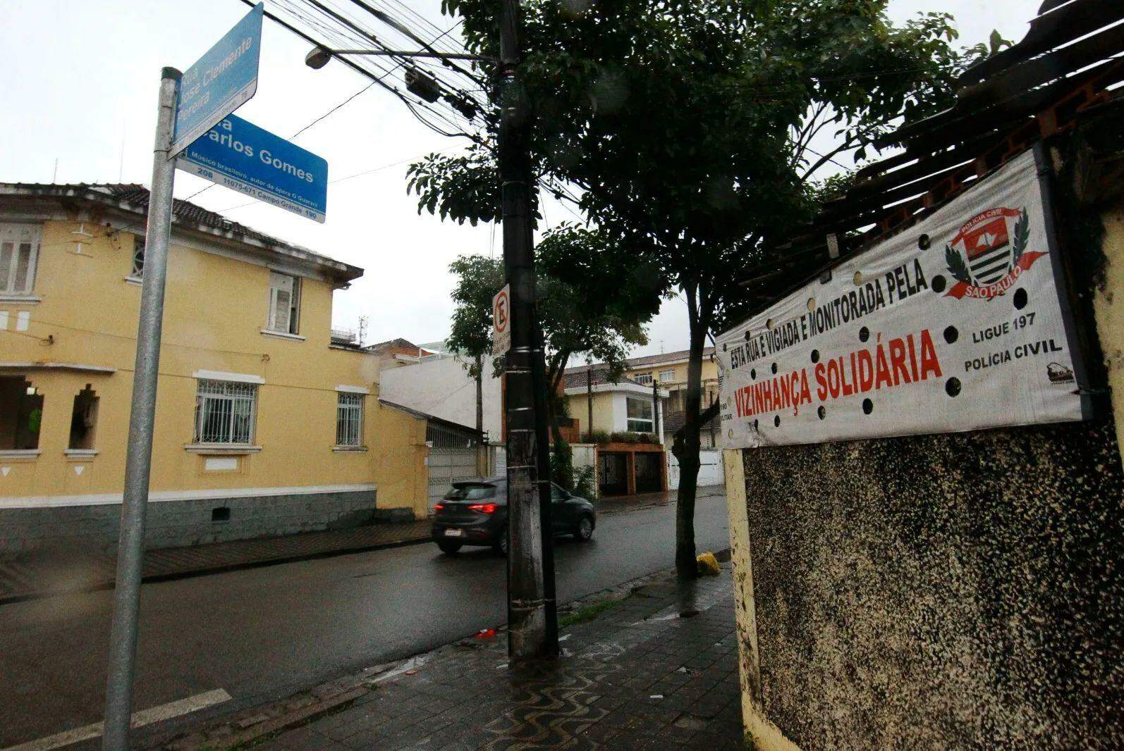 Caso aconteceu na Rua Carlos Gomes, no Campo Grande