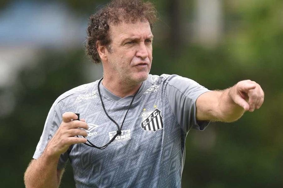 Cuca é anunciado como novo técnico do Santos