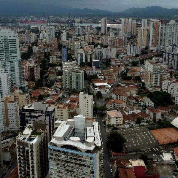 Santos tem concurso público com 216 vagas no cargo de professor adjunto (I e II)
