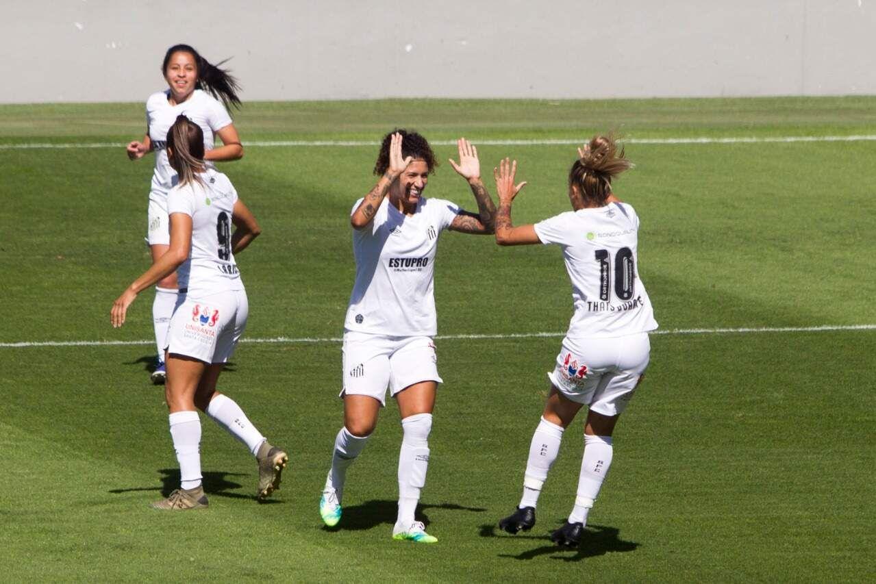 Cristiane comemora gol contra o Audax