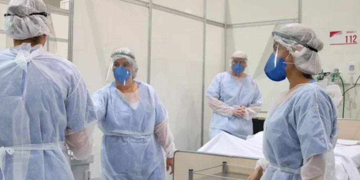 Em Genebra, chefe da OMS fez previsão de término da pandemia