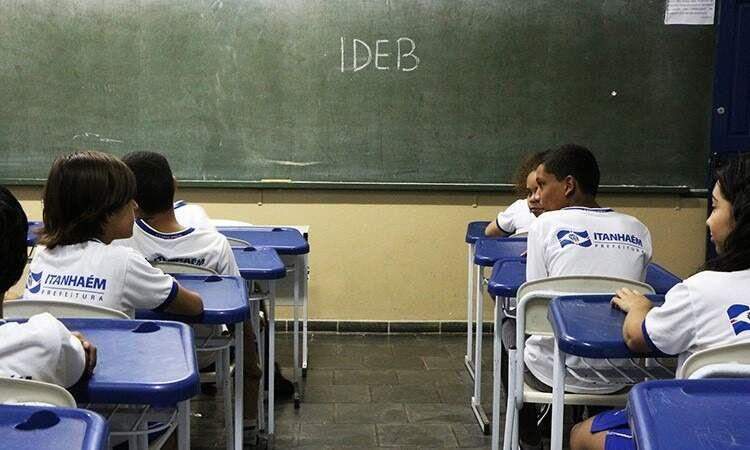 O IDEB é calculado a cada dois anos e serve como uma ferramenta para monitorar e comparar o desempenho das escolas e sistemas de ensino em todo o país (Divulgação/ Prefeitura de Itanhaém)