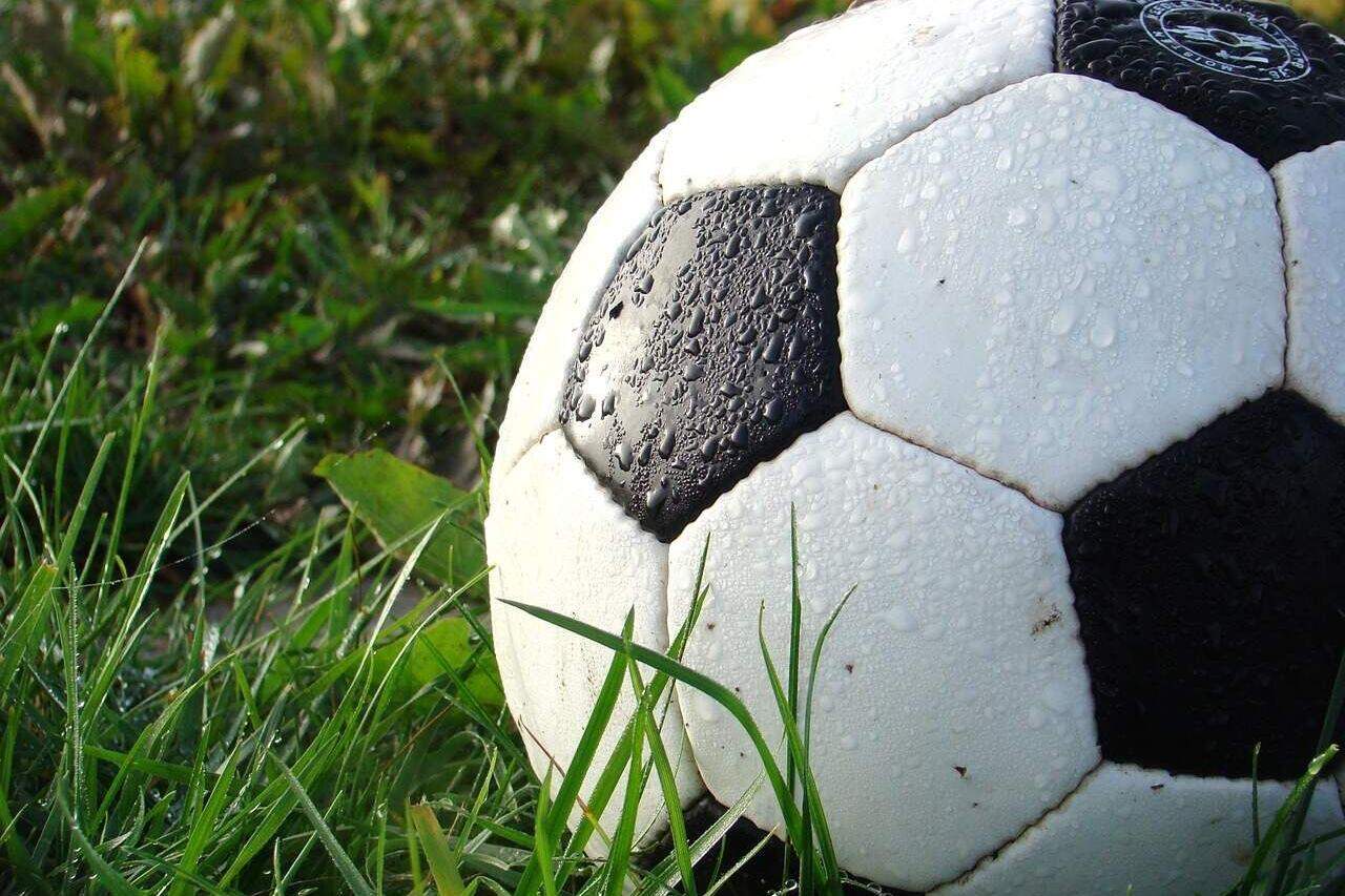 Governo vai chamar clubes de futebol para falar de bets
