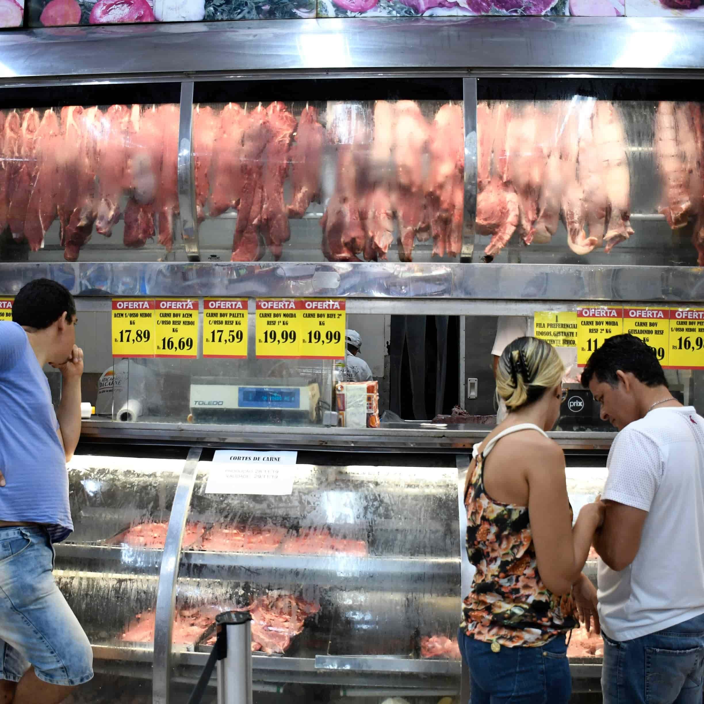 Supermercados têm afirmado que a exportação de carne está limitando a oferta da proteína no País