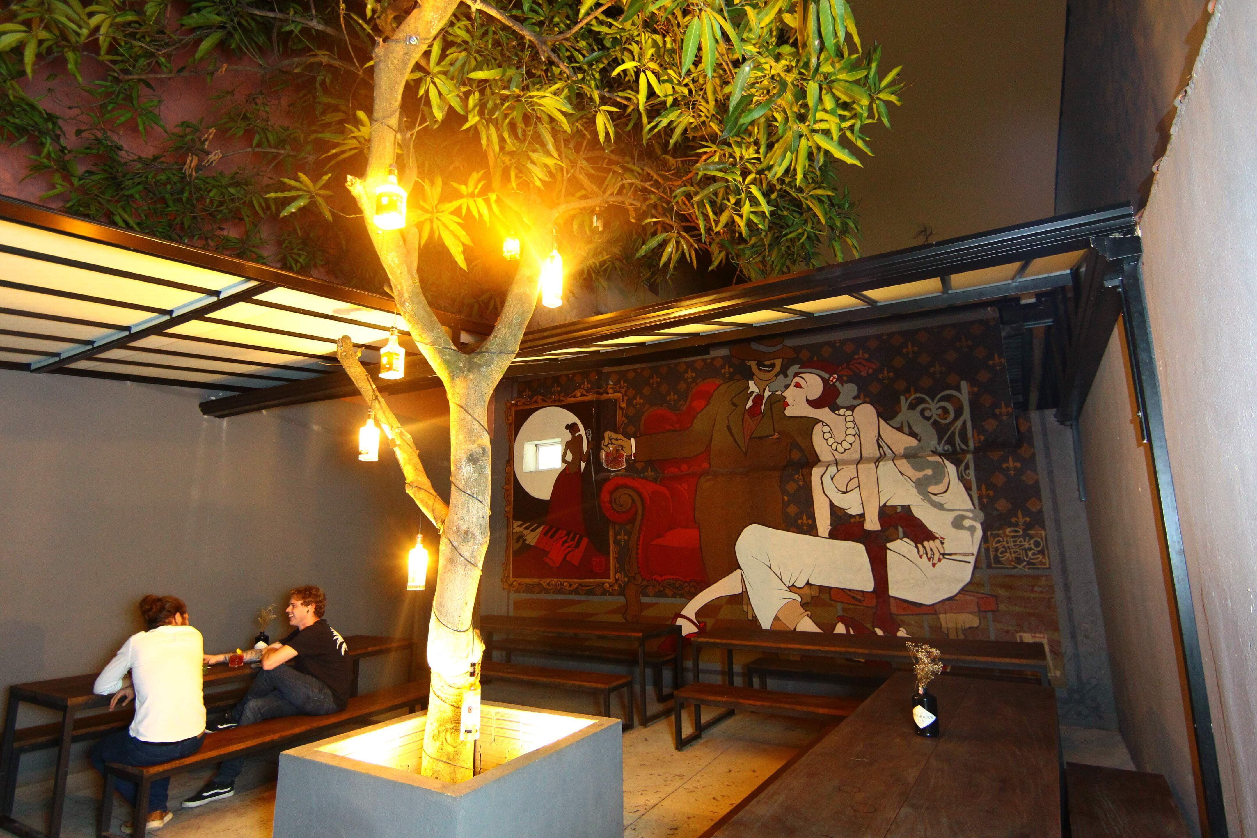 Hideout foi convidado para participar da comemoração de aniversário do Tres Monos, em Buenos Aires