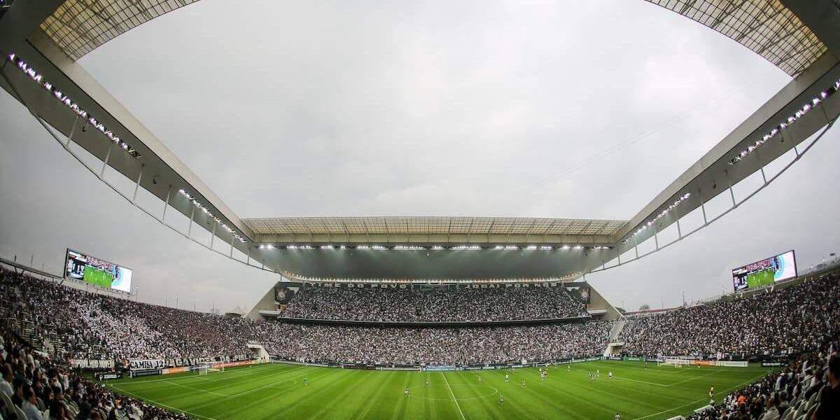 Corinthians tenta retomar força em Itaquera contra o Santa Fé após exageros no Dérbi