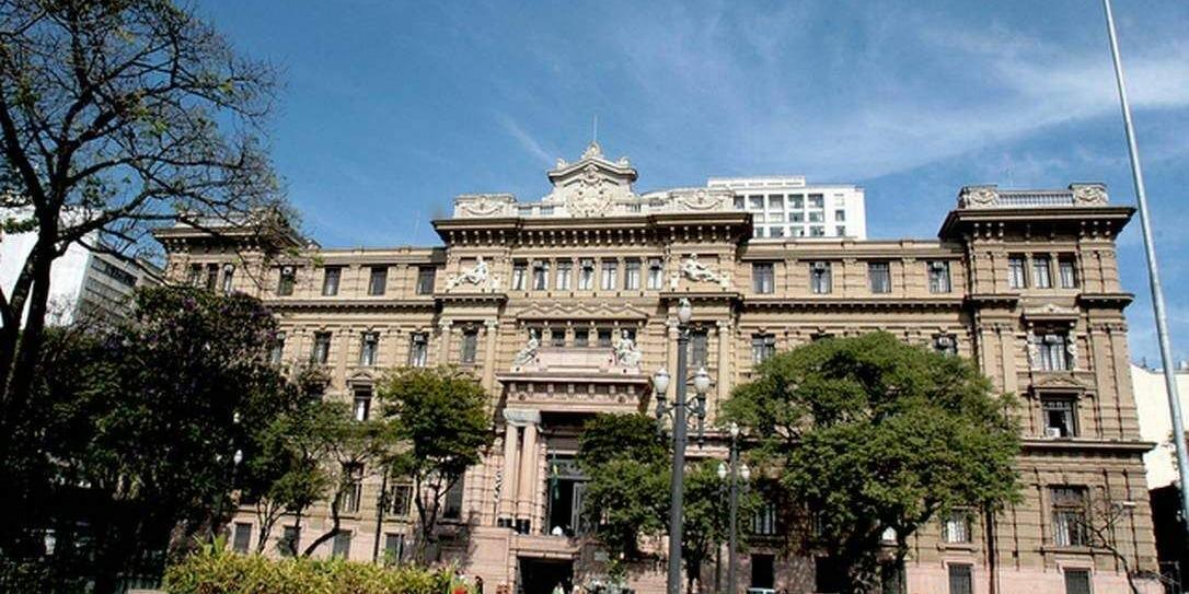 Estando na Presidência do Tribunal, valorizei os servidores produtivos o quanto pude