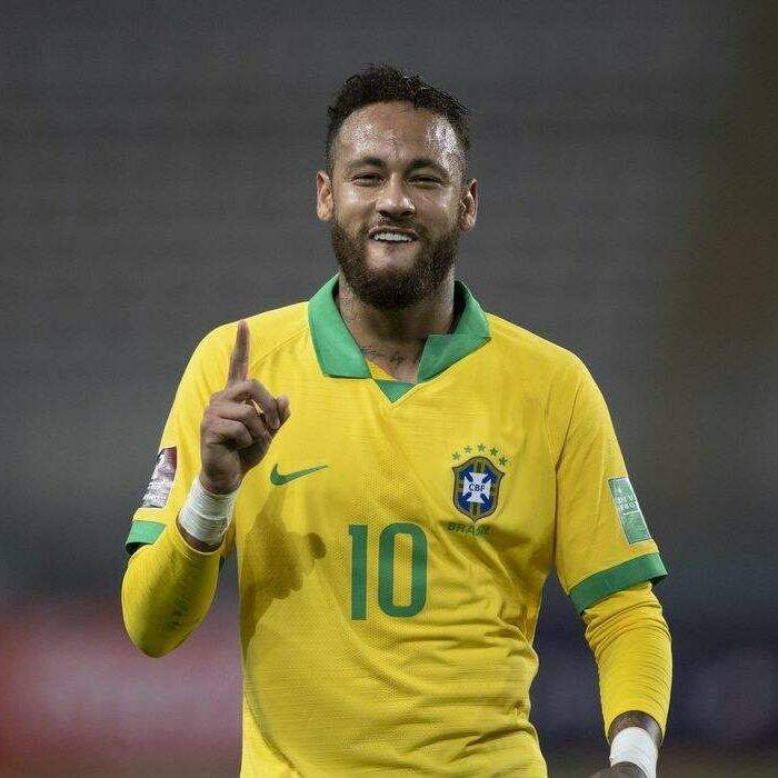 Deputado bolsonarista manda ofício à CBF pedindo convocação de Neymar para Copa