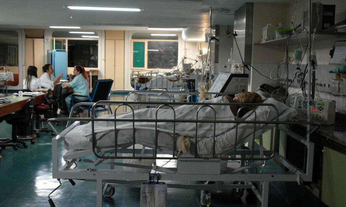 Entre os pacientes, 207 devem ser transferidos para enfermarias e 151 para UTI