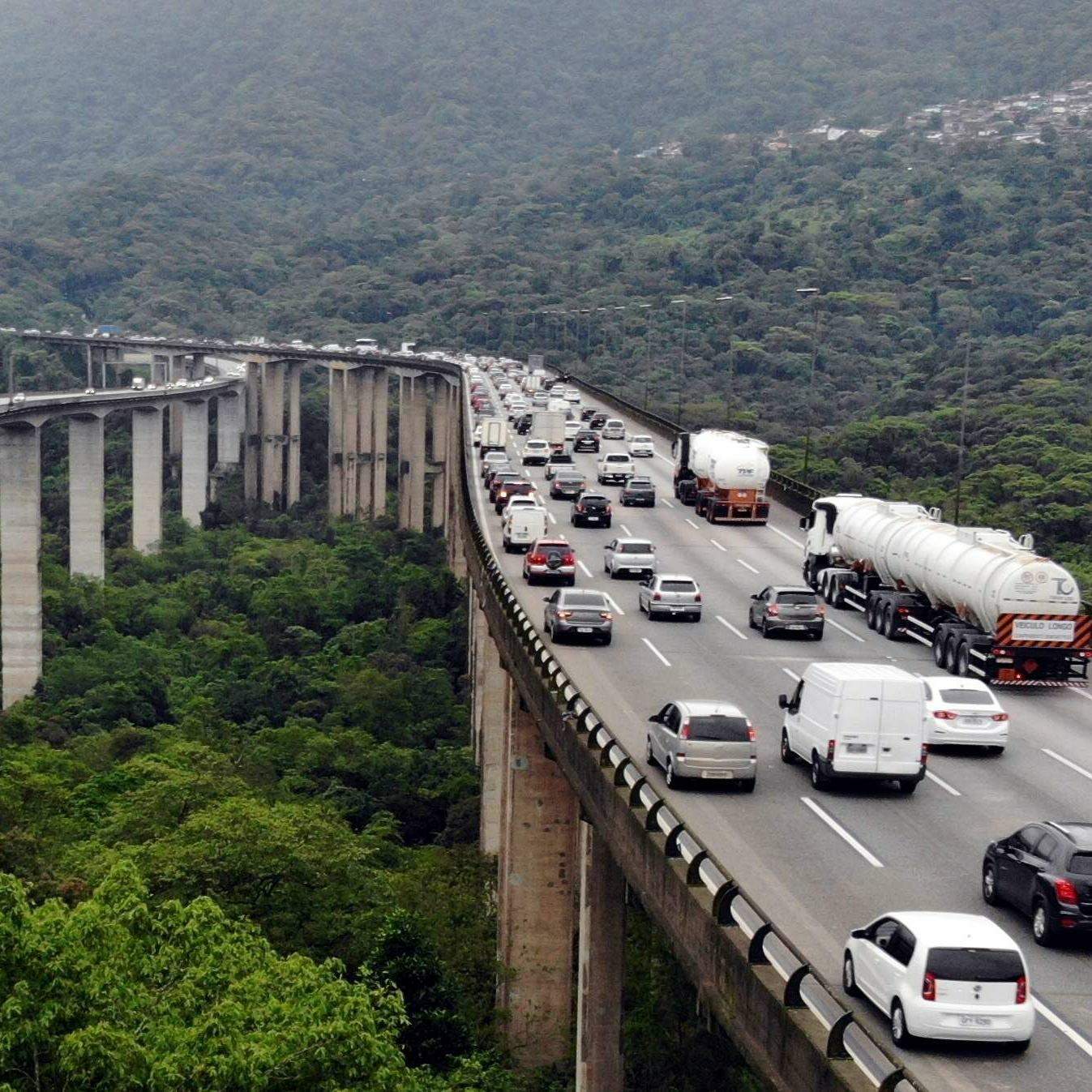 Serviços de manutenção provocam interdições no Sistema Anchieta-Imigrantes (SAI) ao longo da semana