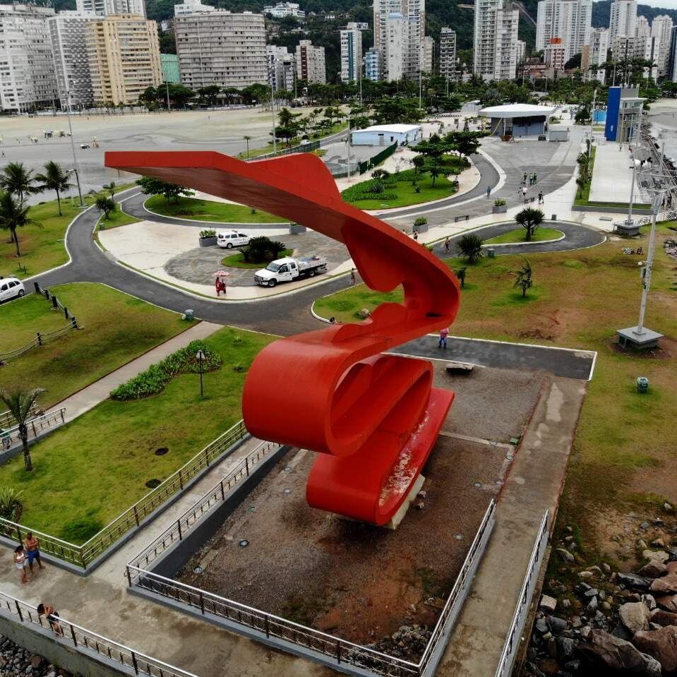 Afogamentos ocorreram próximos à região do Emissário Submarino, em Santos