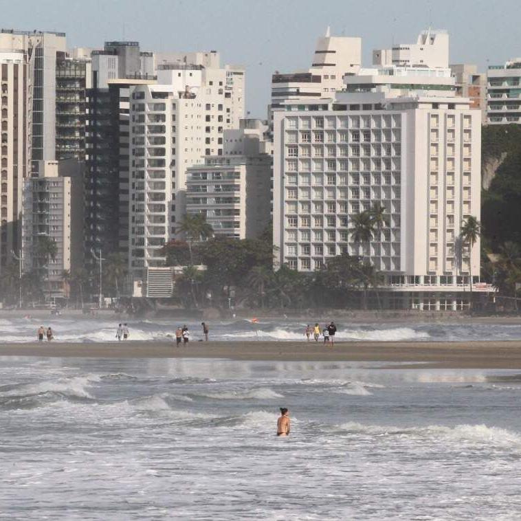 Ocorrência foi na Praia de Pitangueiras, em Guarujá