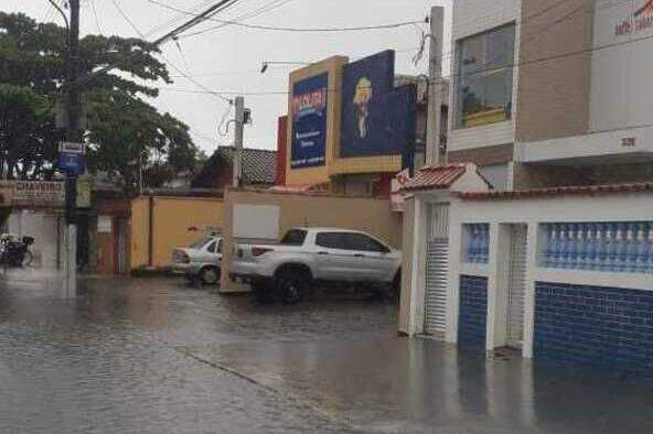 Os índices pluviométricos e as encostas são monitorados diariamente