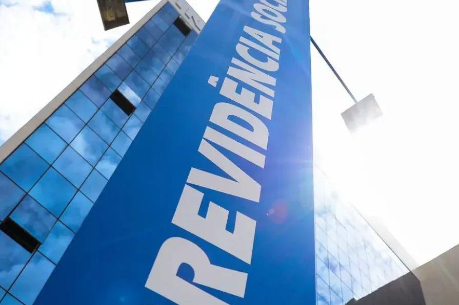 INSS suspende novos empréstimos consignados do C6 Consig a aposentado