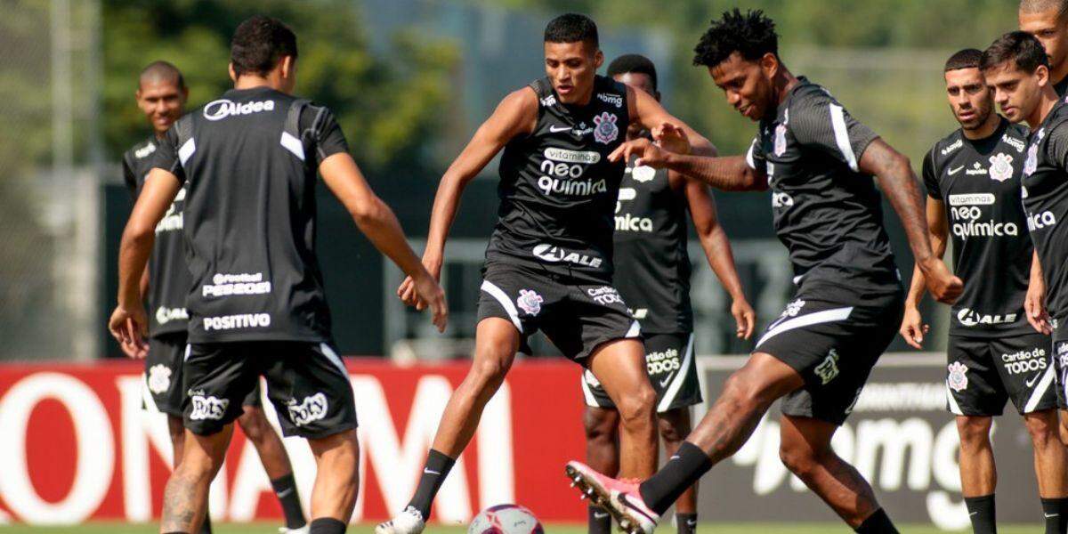 Corinthians tem retorno de jogadores experientes em jogo contra o São Caetano