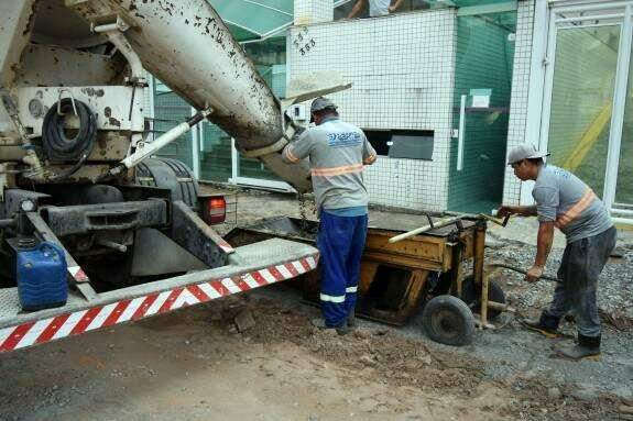 Vias em Praia Grande passam por obras