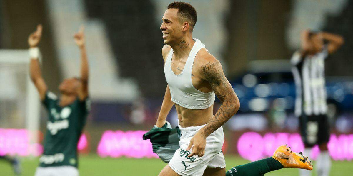 Breno Lopes comemora gol do título em dia inesquecível