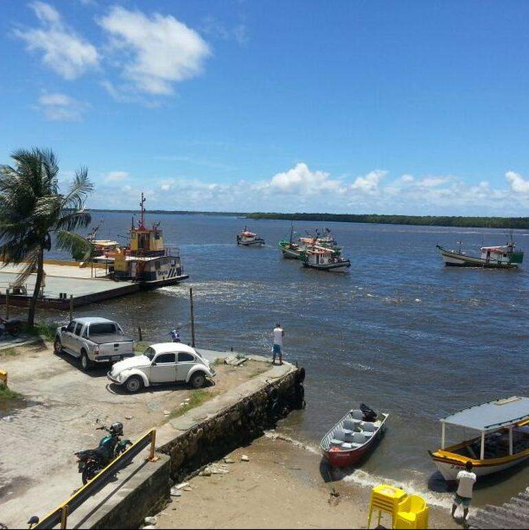 Quem visita Cananéia logo percebe que a cidade integra um arquipélago formado pelas ilhas do Cardoso, Bom Abrigo, da Casca e pela própria ilha de Cananéia